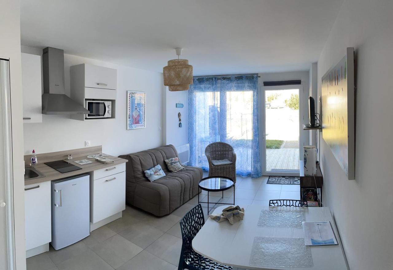 Residence L'Esprit De La Mer Комбри Экстерьер фото